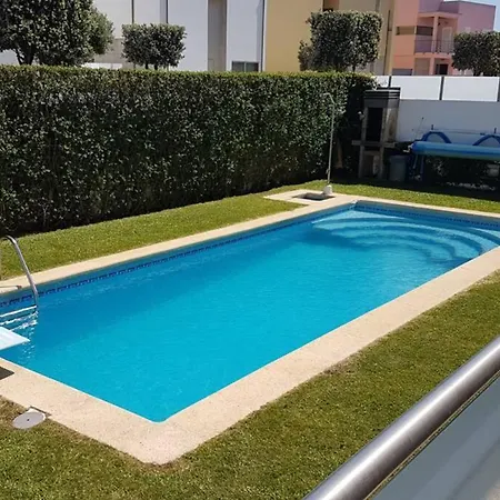 فيلة Casa Luisa - Moradia Com Piscina A 3 Minutos Praia